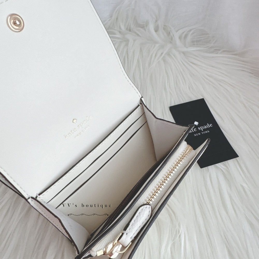 NWT Kate Spade Kayla Small L-Zip Wallet Pebble Leather Meringue White KK056 - Picture 3 of 5